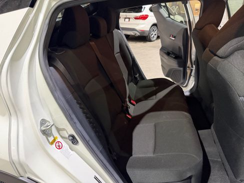 Used 2019 Toyota C-HR XLE FWD image 23