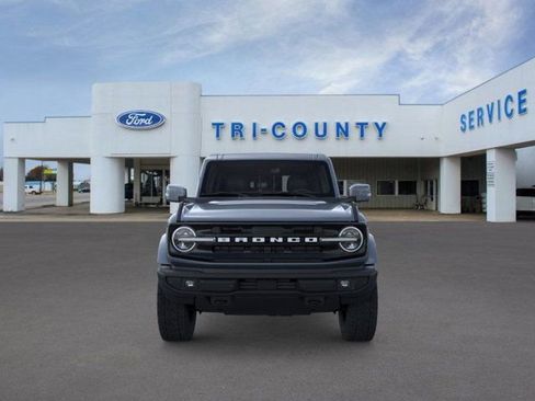 New 2025 Ford Bronco Outer Banks image 6
