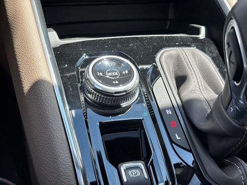 New 2026 GMC Canyon Denali AWD/4WD image 14
