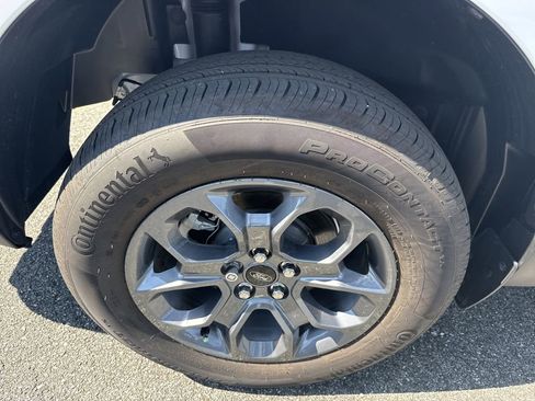 Used 2025 Ford Maverick XLT FWD image 17