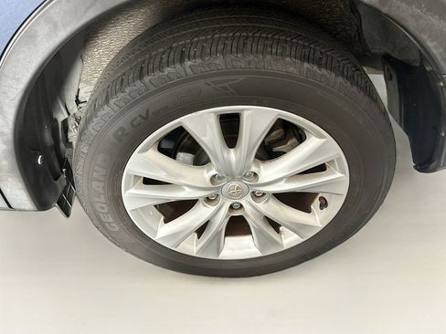 Used 2014 Toyota RAV4 Limited FWD image 11