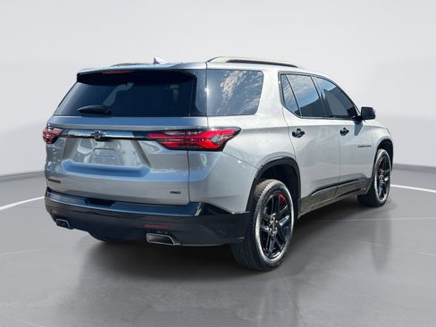 Used 2023 Chevrolet Traverse Premier w/ Redline Edition image 5
