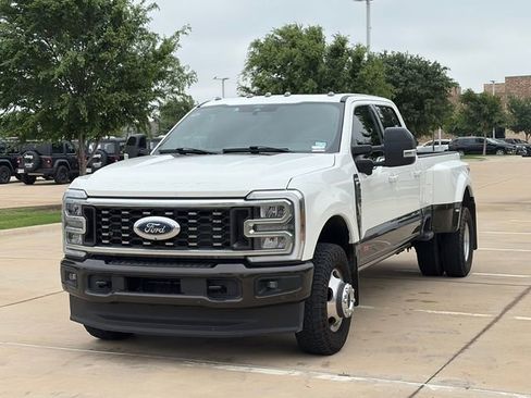 Used 2024 Ford F350 King Ranch AWD/4WD image 3