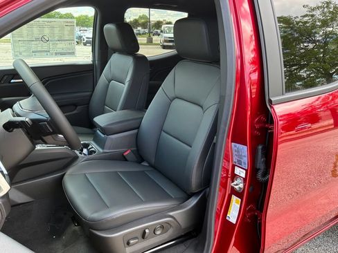 New 2026 GMC Canyon Elevation w/ Convenience Package AWD/4WD image 11
