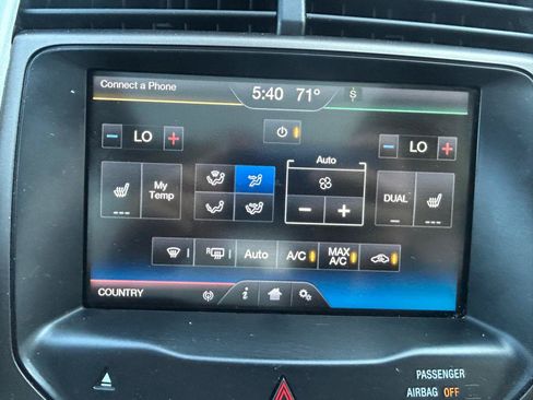 Used 2013 Ford Edge SEL w/ Black-White Styling Pkg FWD image 25