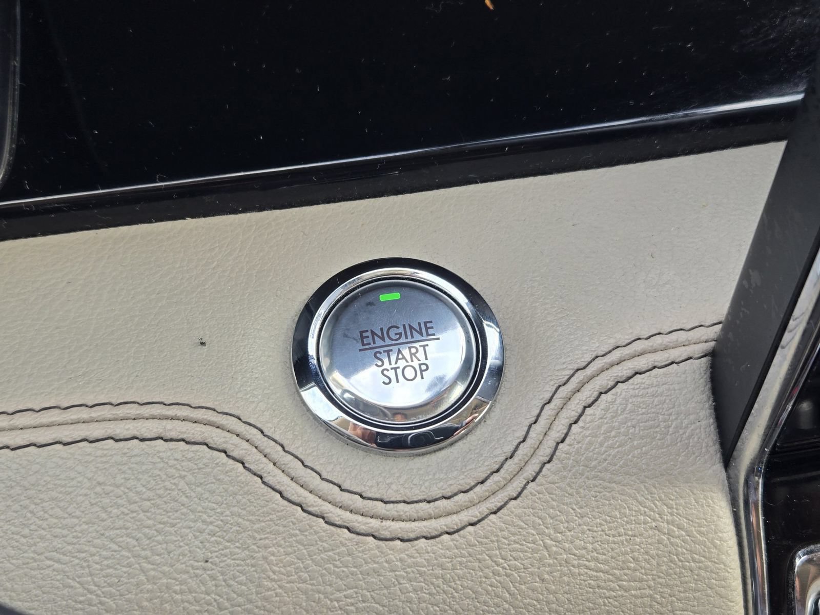 Used 2023 Lincoln Navigator 2WD image 19
