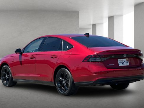 Used 2025 Honda Accord SE image 6