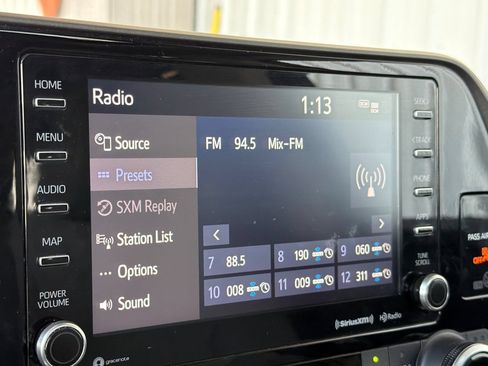 Used 2022 Toyota Highlander Bronze Edition AWD/4WD image 18
