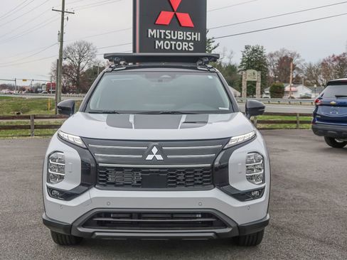 New 2026 Mitsubishi Outlander Trail Edition image 6