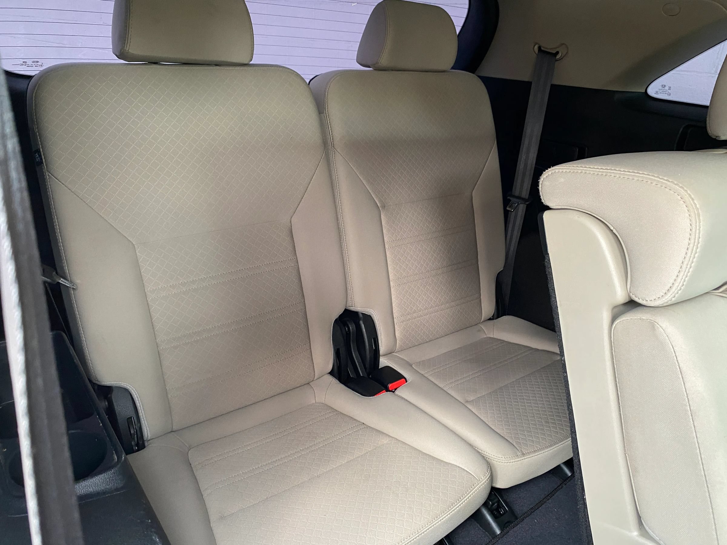 Used 2019 Kia Sorento FWD V6 image 12