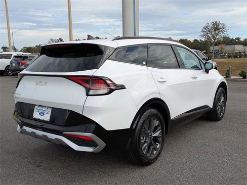 Used 2024 Kia Sportage SX image 4