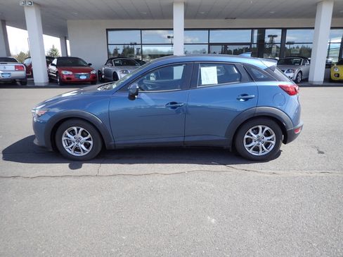 Used 2018 MAZDA CX-3 Sport image 2