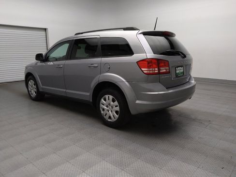Used 2020 Dodge Journey SE image 5