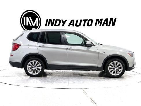 Used 2017 BMW X3 xDrive28i AWD/4WD image 3