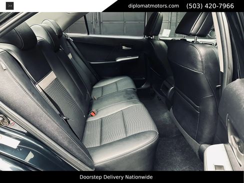 Used 2013 Toyota Camry SE FWD image 21