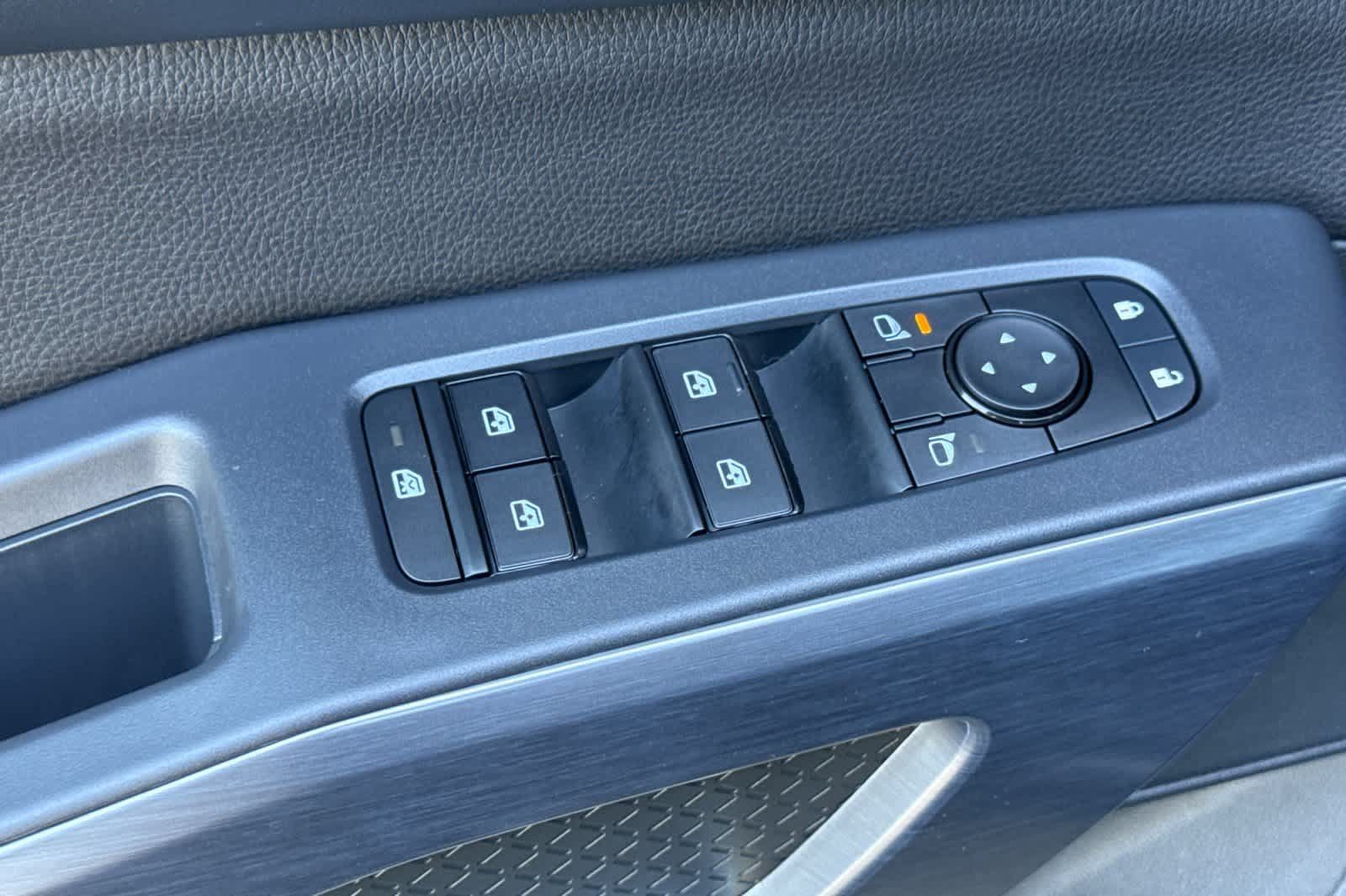 New 2026 Nissan Pathfinder Rock Creek AWD/4WD image 13