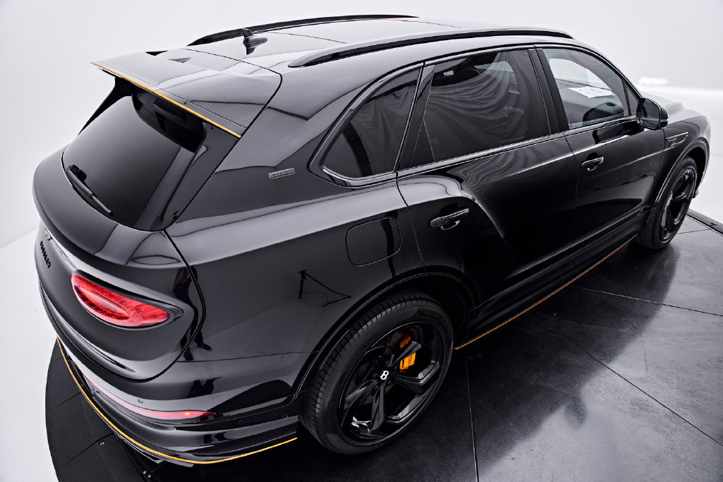 Used 2025 Bentley Bentayga AWD/4WD image 23