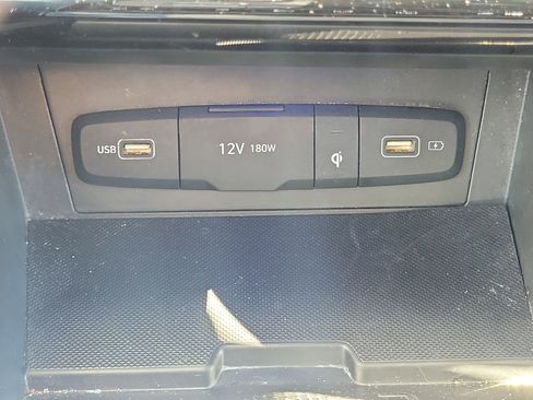 Used 2024 Hyundai Tucson Limited image 23