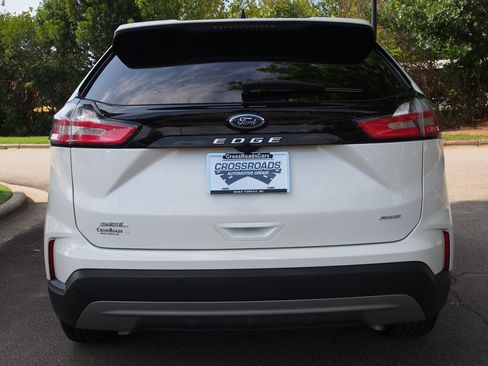 Used 2024 Ford Edge SEL w/ Convenience Package AWD/4WD image 6