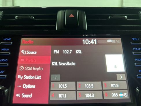 Used 2021 Toyota 4Runner TRD Off-Road AWD/4WD image 28