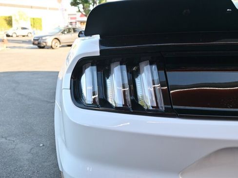 Used 2018 Ford Mustang GT image 9