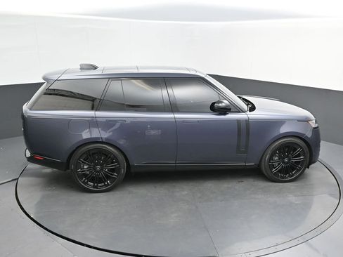 Used 2025 Land Rover Range Rover SE AWD/4WD image 37