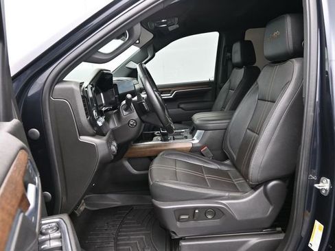 Used 2023 Chevrolet Silverado 1500 High Country w/ LPO, Dark Essentials Package AWD/4WD image 43