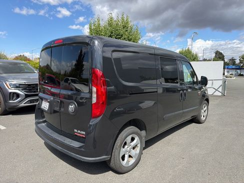 Used 2018 RAM ProMaster City SLT FWD image 3