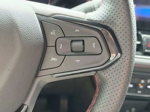 Used 2025 Chevrolet TrailBlazer RS w/ Convenience Package FWD image 27