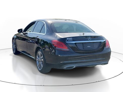 Used 2019 Mercedes-Benz C 300 Sedan image 4