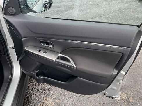 Used 2018 Mitsubishi Outlander Sport ES image 29