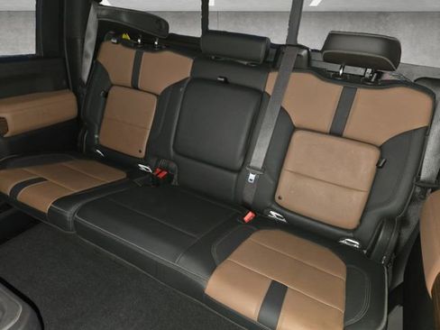 Used 2023 Chevrolet Silverado 2500 High Country w/ Z71 Off-Road Package image 22