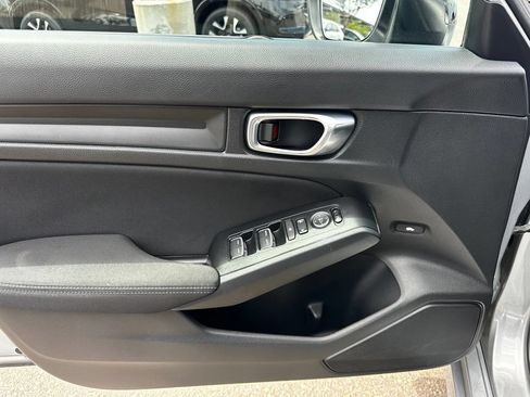 Used 2025 Honda Civic Sport image 23
