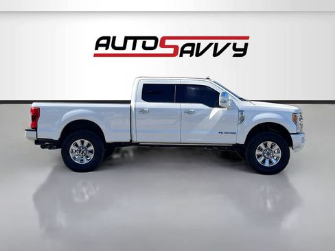 Used 2019 Ford F350 Platinum w/ Platinum Ultimate Package AWD/4WD image 8