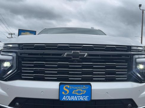 New 2025 Chevrolet Suburban High Country w/ LPO, Illumination Package image 11