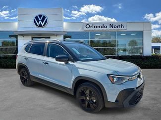 New 2026 Volkswagen Taos SE video 1