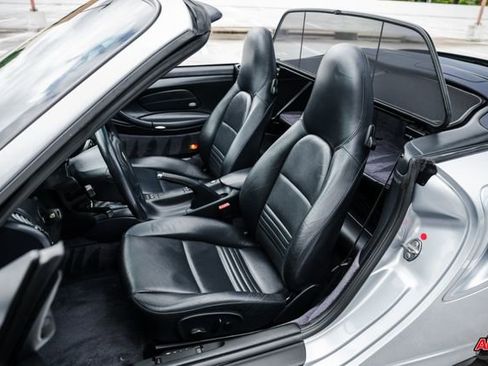 Used 2005 Porsche 911 Turbo S image 4