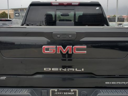 Used 2022 GMC Sierra 1500 Denali image 14
