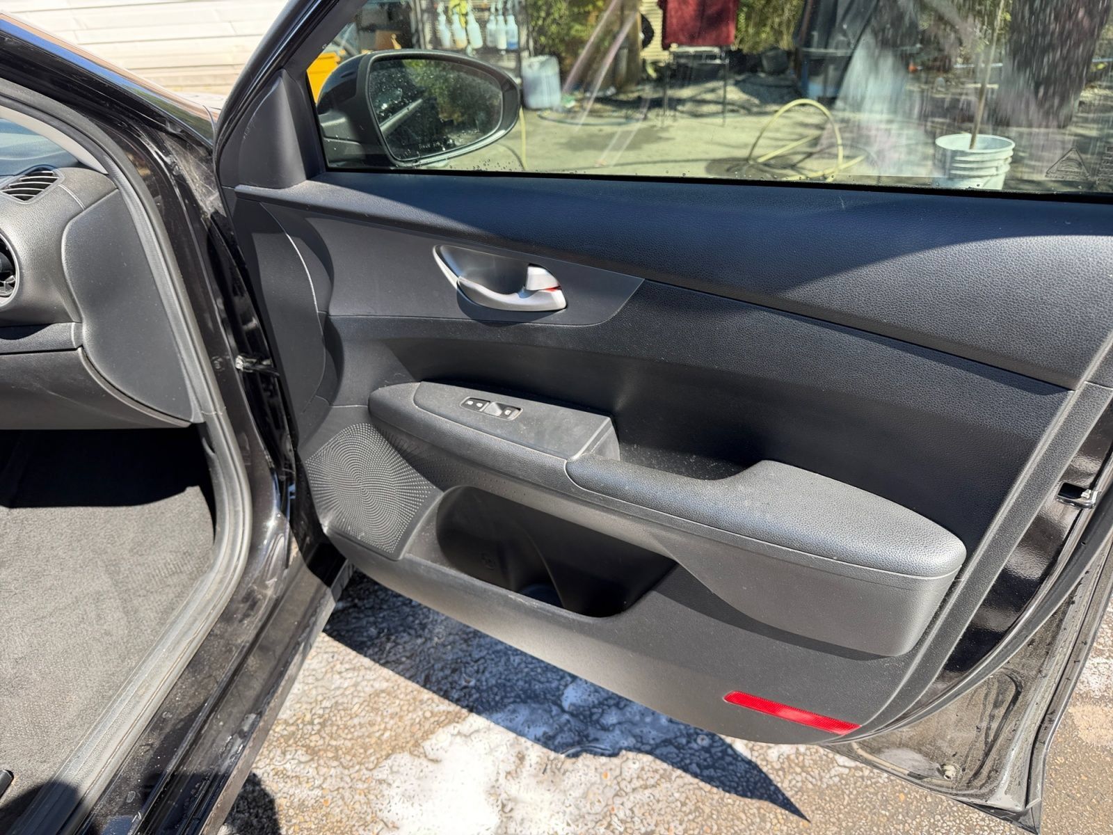Used 2019 Kia Forte LXS FWD image 17