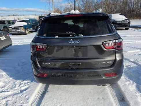 Used 2022 Jeep Compass Limited image 5