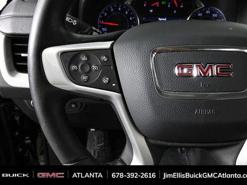 Used 2024 GMC Terrain SLT image 10