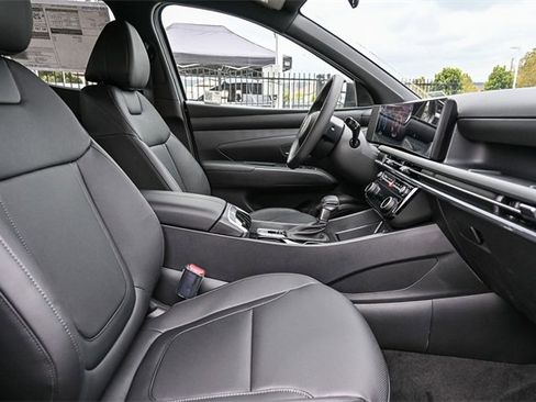 New 2025 Hyundai Santa Cruz SEL image 15