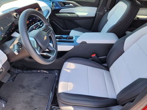 New 2026 Chevrolet Equinox EV LT AWD/4WD image 8