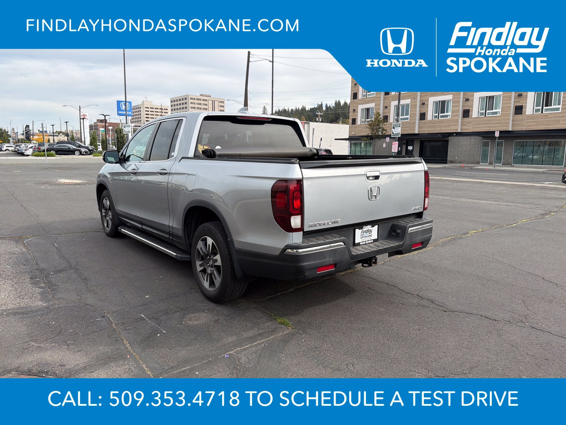 Used 2017 Honda Ridgeline RTL-T image 3
