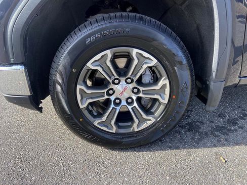 Used 2024 GMC Sierra 1500 SLT image 8