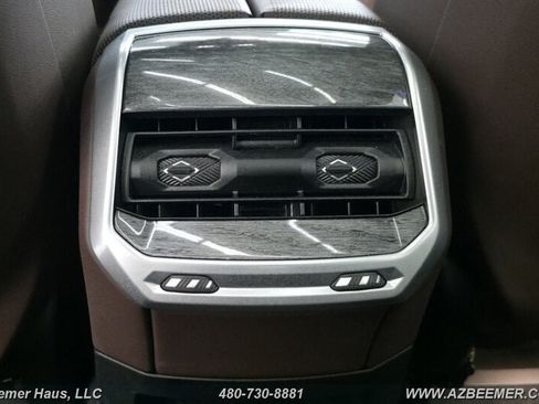 Used 2024 BMW 740i xDrive w/ Executive Package AWD/4WD image 25