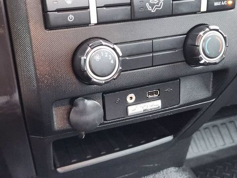 Used 2013 Ford F150 XL w/ Mid Equipment Group RWD image 24