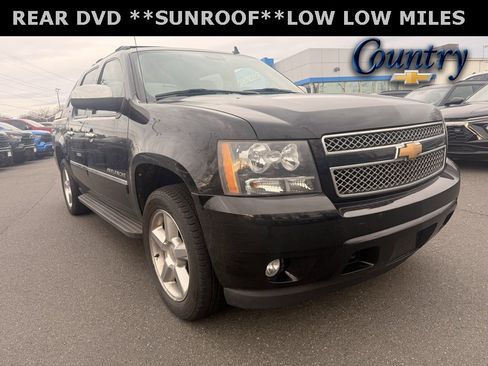 Used 2012 Chevrolet Avalanche LTZ image 1