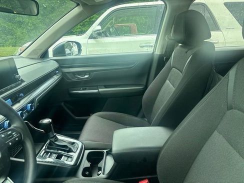 Used 2023 Honda CR-V EX image 3