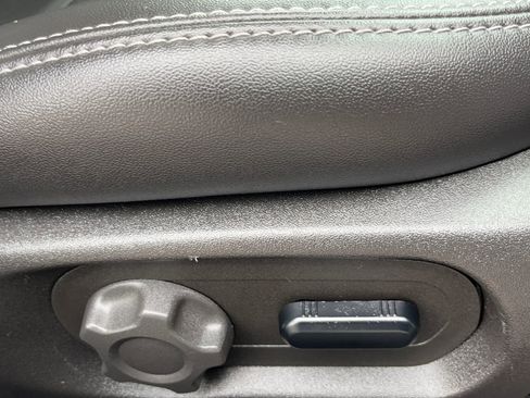 Used 2018 Ford Taurus SEL w/ Equipment Group 201A image 38